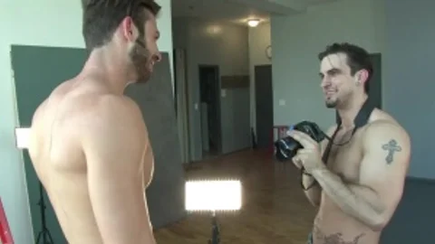 Str8ToGay - Inked Jarek finds irresistible hard slamming